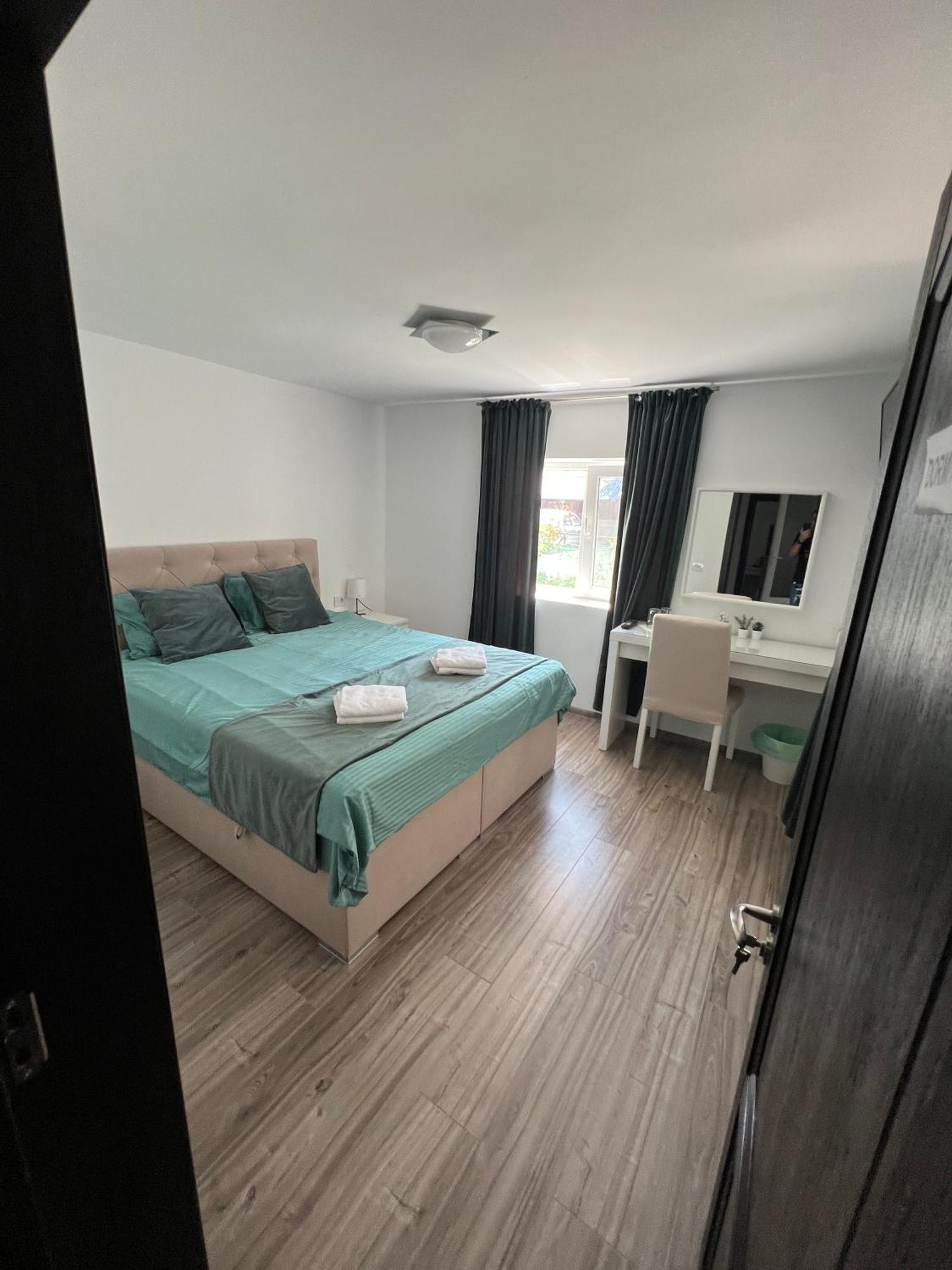 Accommodation Casa Luca Horezu Bagian luar foto